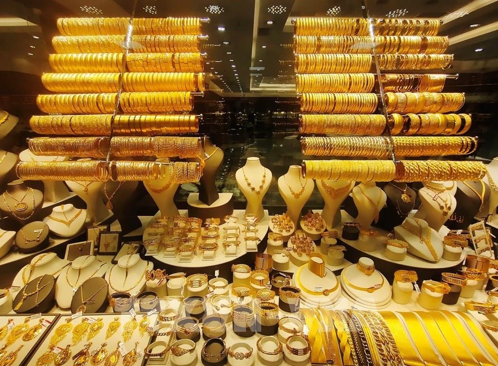 gia-vang-chau-a-lap-ky-luc-moi_6.jpg