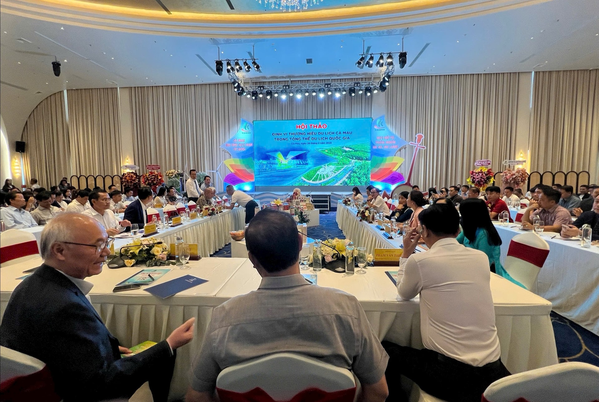 Quang cảnh hội thảo