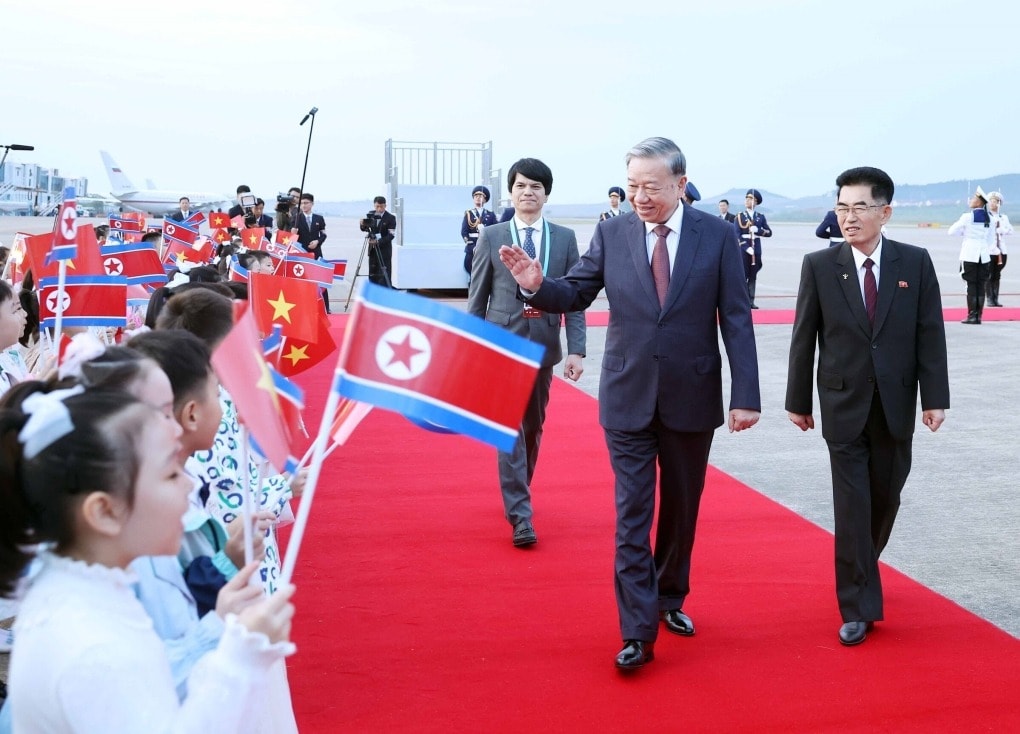 vna-potal-tong-bi-thu-to-lam-d-8.jpg