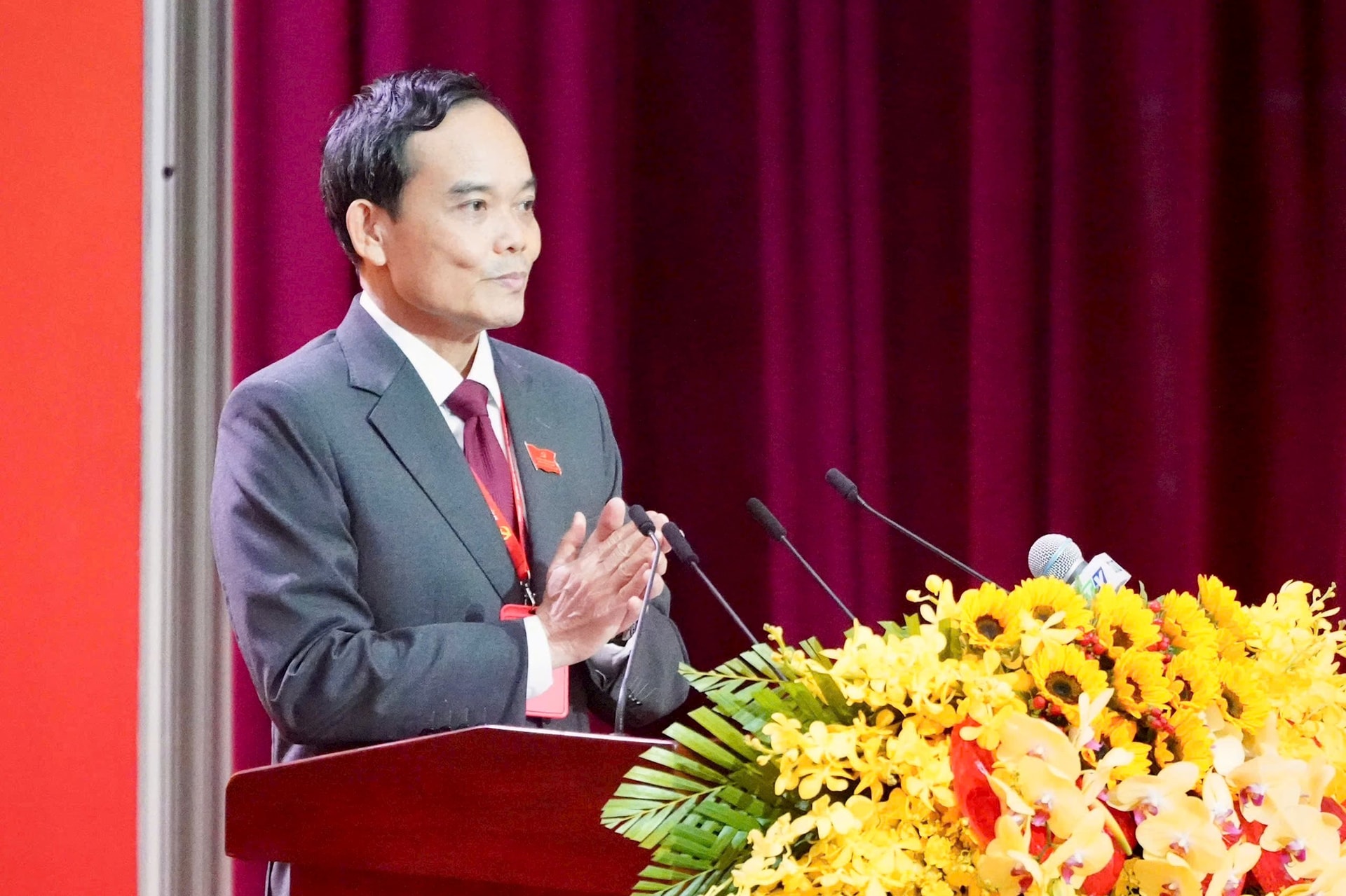 bi thu