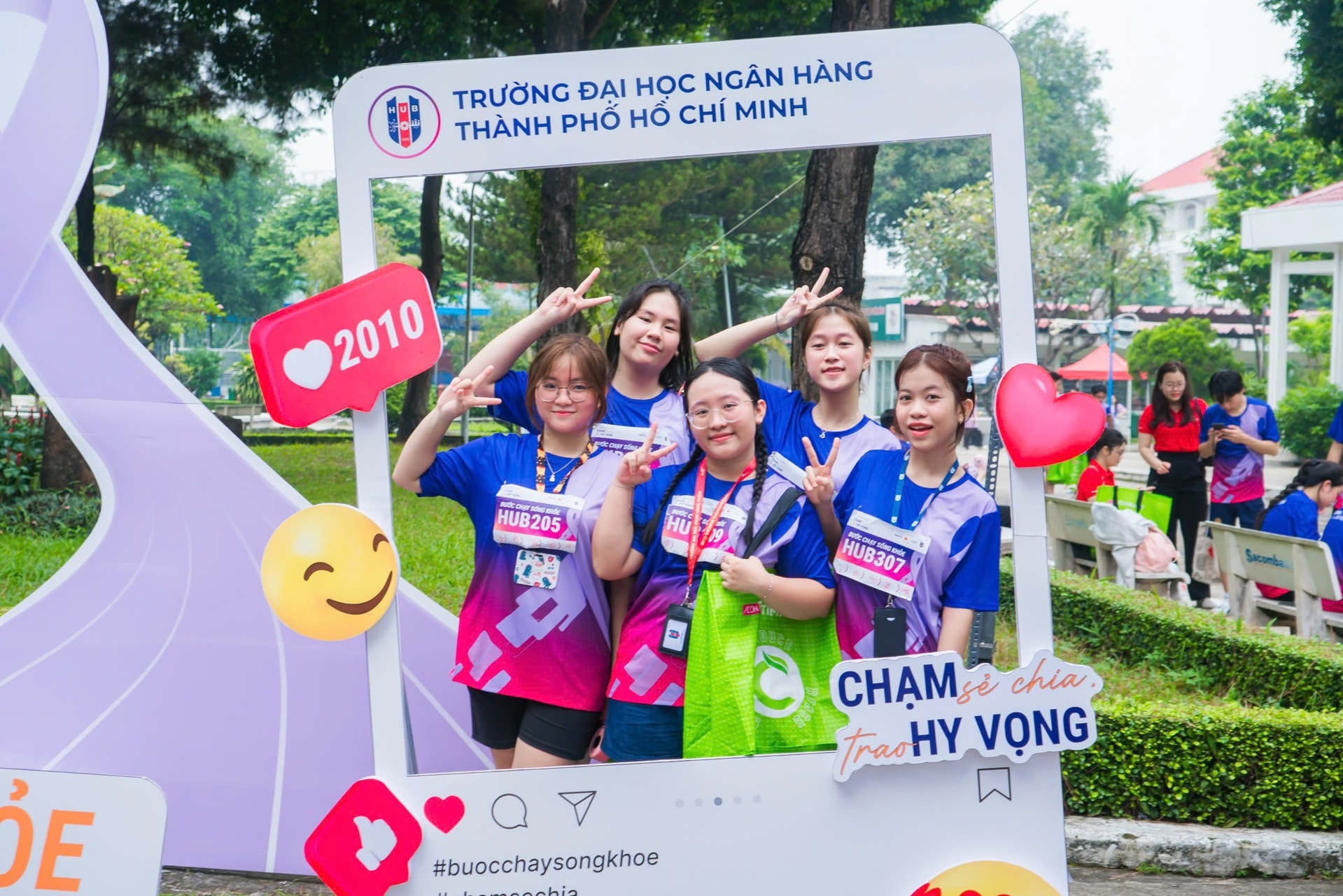 Sinh viên ĐH Ngân Hàng tham gia chương trình _Bước Chạy Sống Khoẻ_17