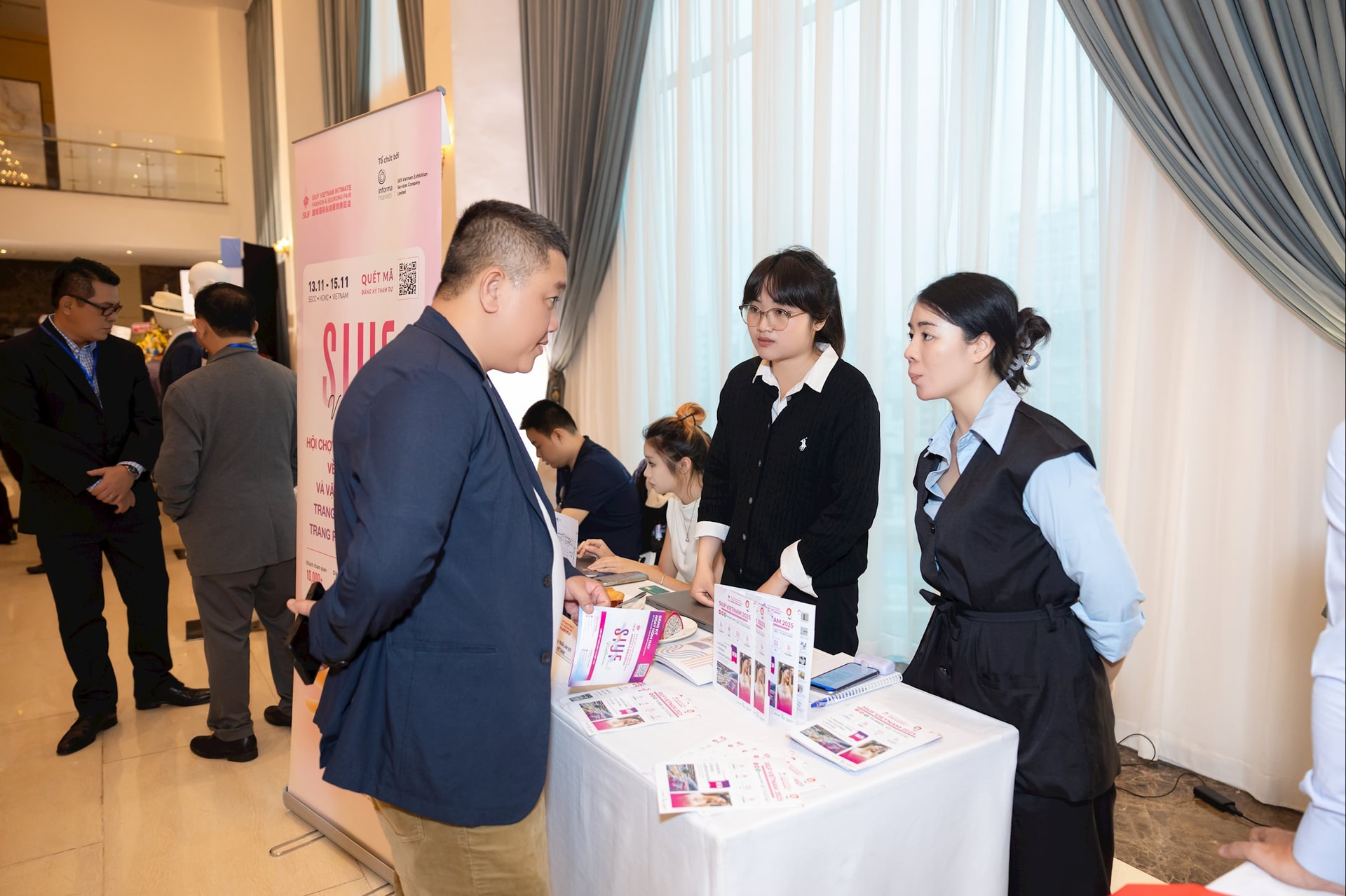 1. Hoạt động kết nối giao thương