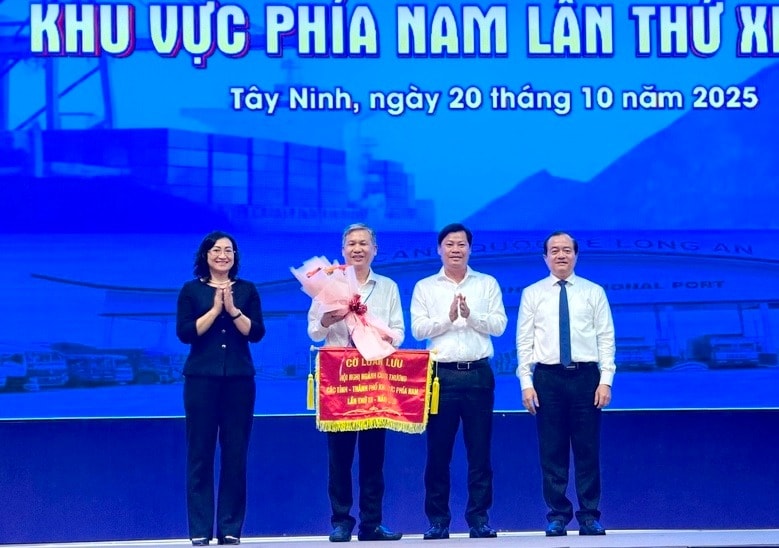 nganh-cong-thuong-phia-nam-duy-t (1)