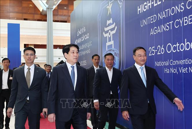 chu-tich-nuoc-luong-cuong.png