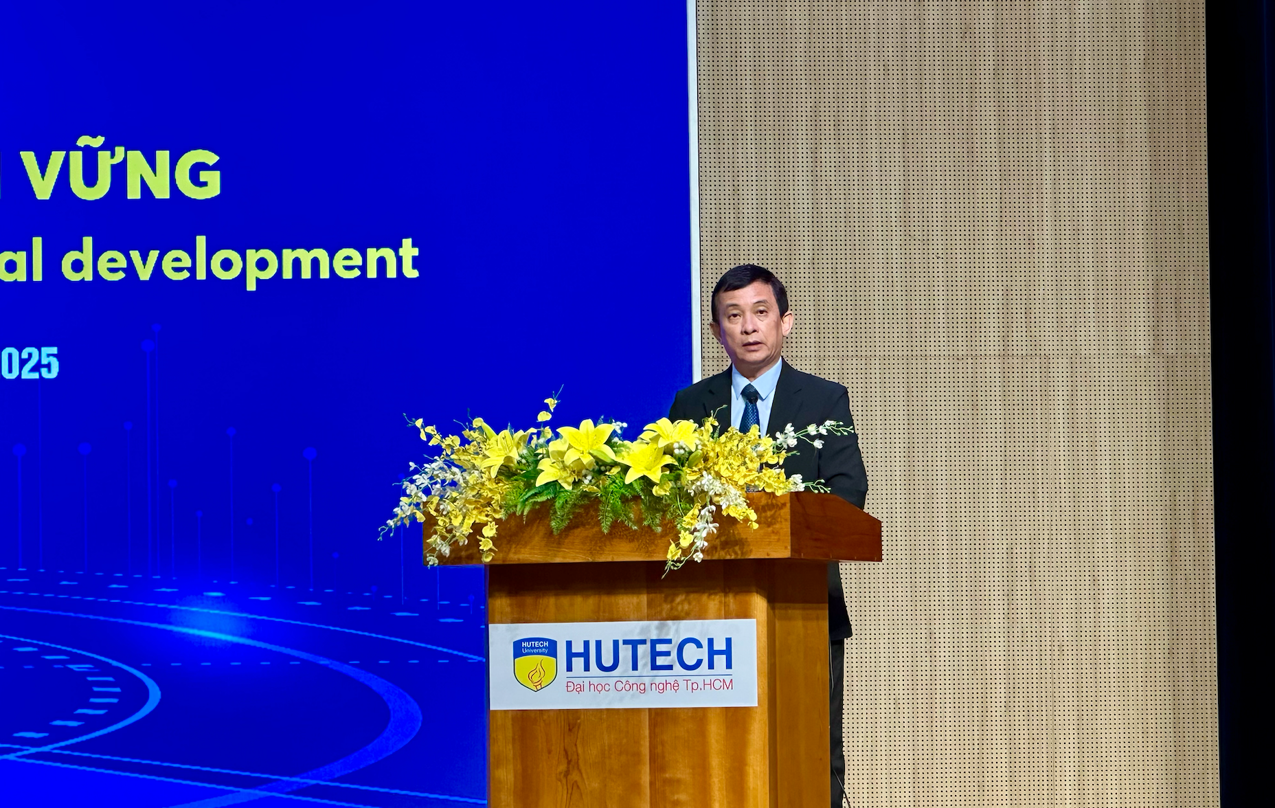 Ảnh màn hình 2025-10-28 lúc 11.20.49