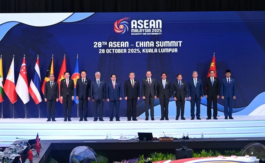 asean-trung-quoc-ky-hiep-dinh-qu.jpg