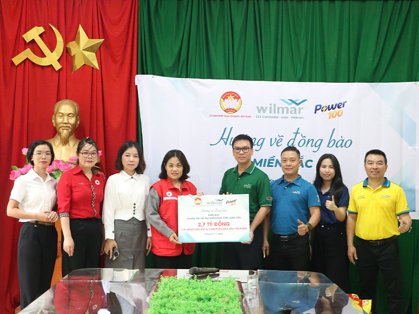 Sáng 31_10, Đại diện Tập đoàn Wilmar CLV trao tặng tài trợ cho tỉnh Cao Bằng và Lạng Sơn (4)