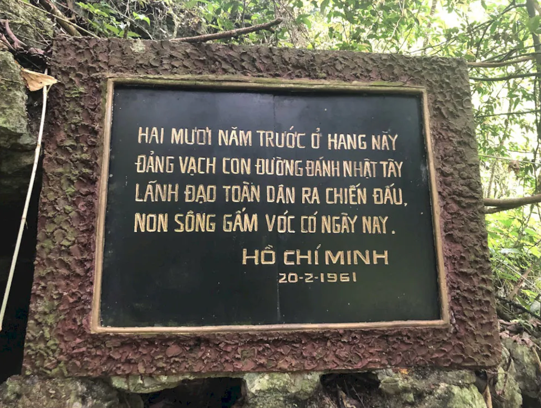 Ảnh màn hình 2025-11-07 lúc 19.13.57