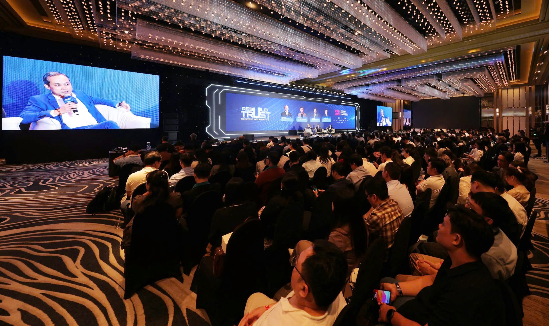 Quang canh Hoi nghi 3