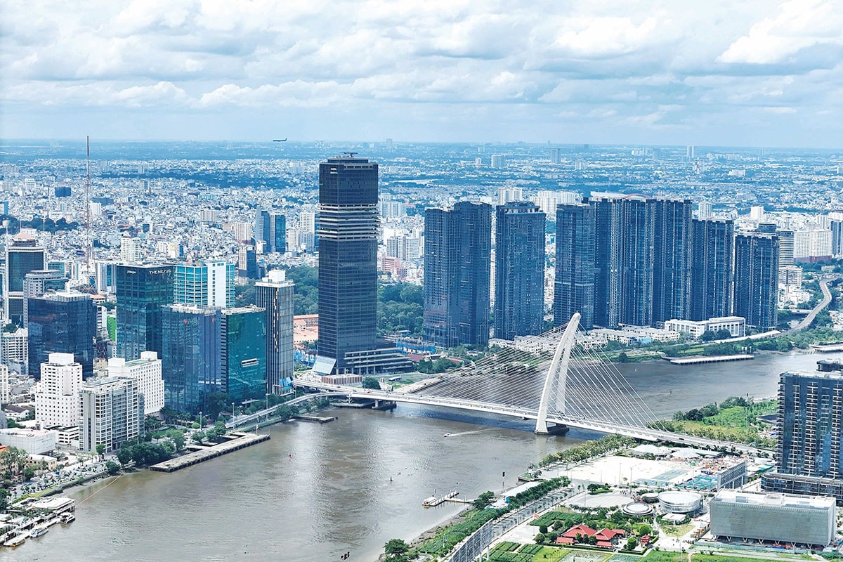 Sau sáp nhập địa giới hành chính, TP.HCM mở rộng rất nhiều cả về diện tích, dân số, quy mô hành chính copy