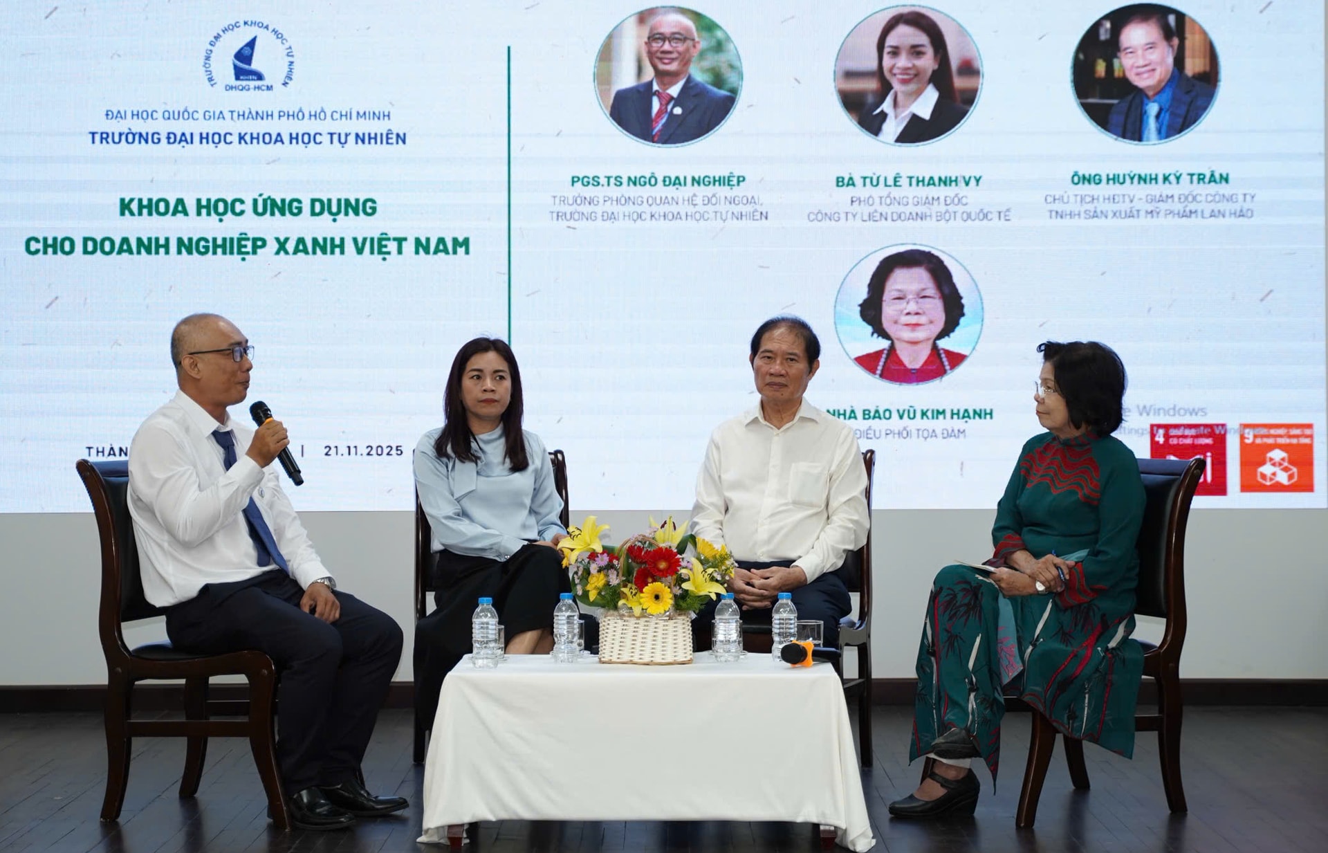 Toạ đàm Khoa học ứng dụng cho doanh nghiệp xanh Việt Nam vừa được tổ chức tại Trường