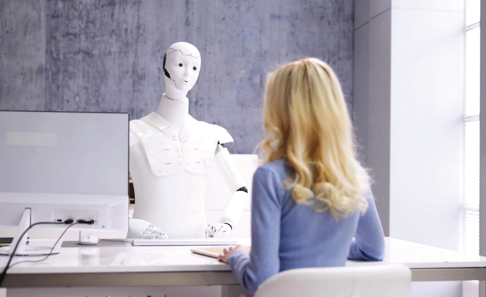 Lãnh đạo, đừng để mình thành _nạn nhân_ của AI