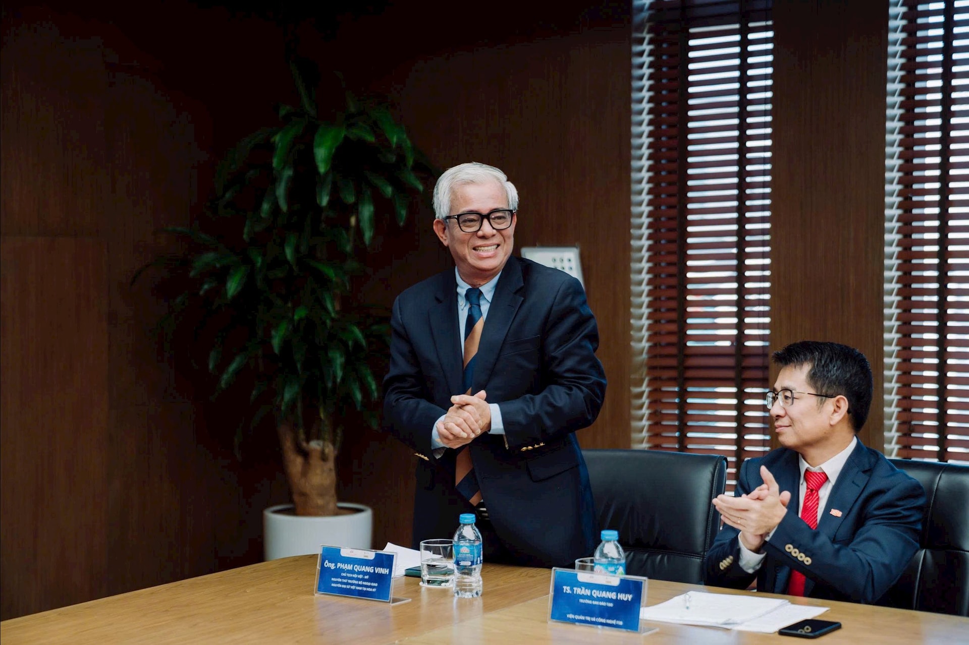 Ông Phạm Quang Vinh - Nguyên Thứ trưởng Bộ Ngoại giao, Nguyên Đại sứ Việt Nam tại Mỹ chia sẻ tại sự kiện