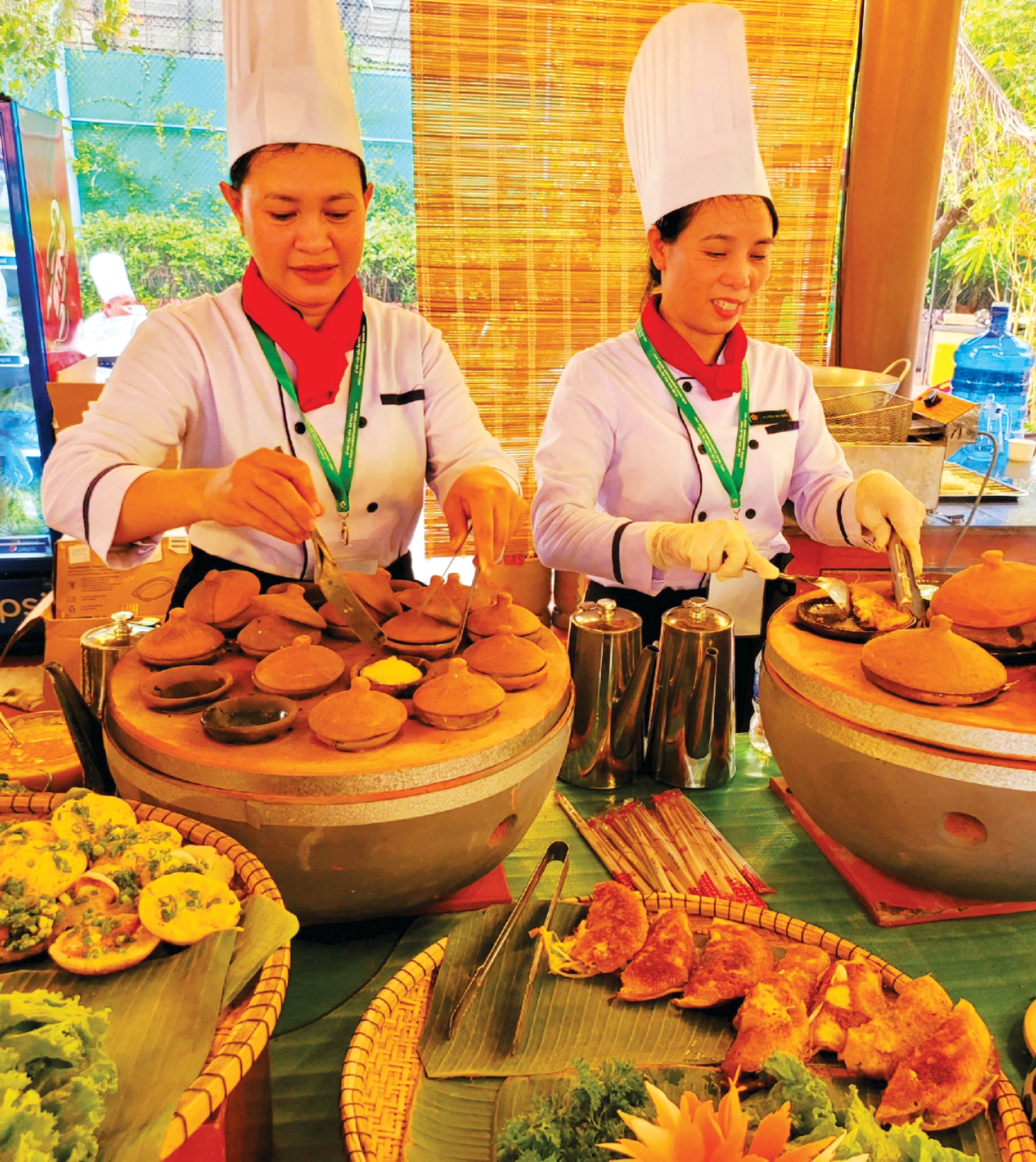 Các phố ẩm thực nhỏ trải khắp các phường xã của TP.HCM