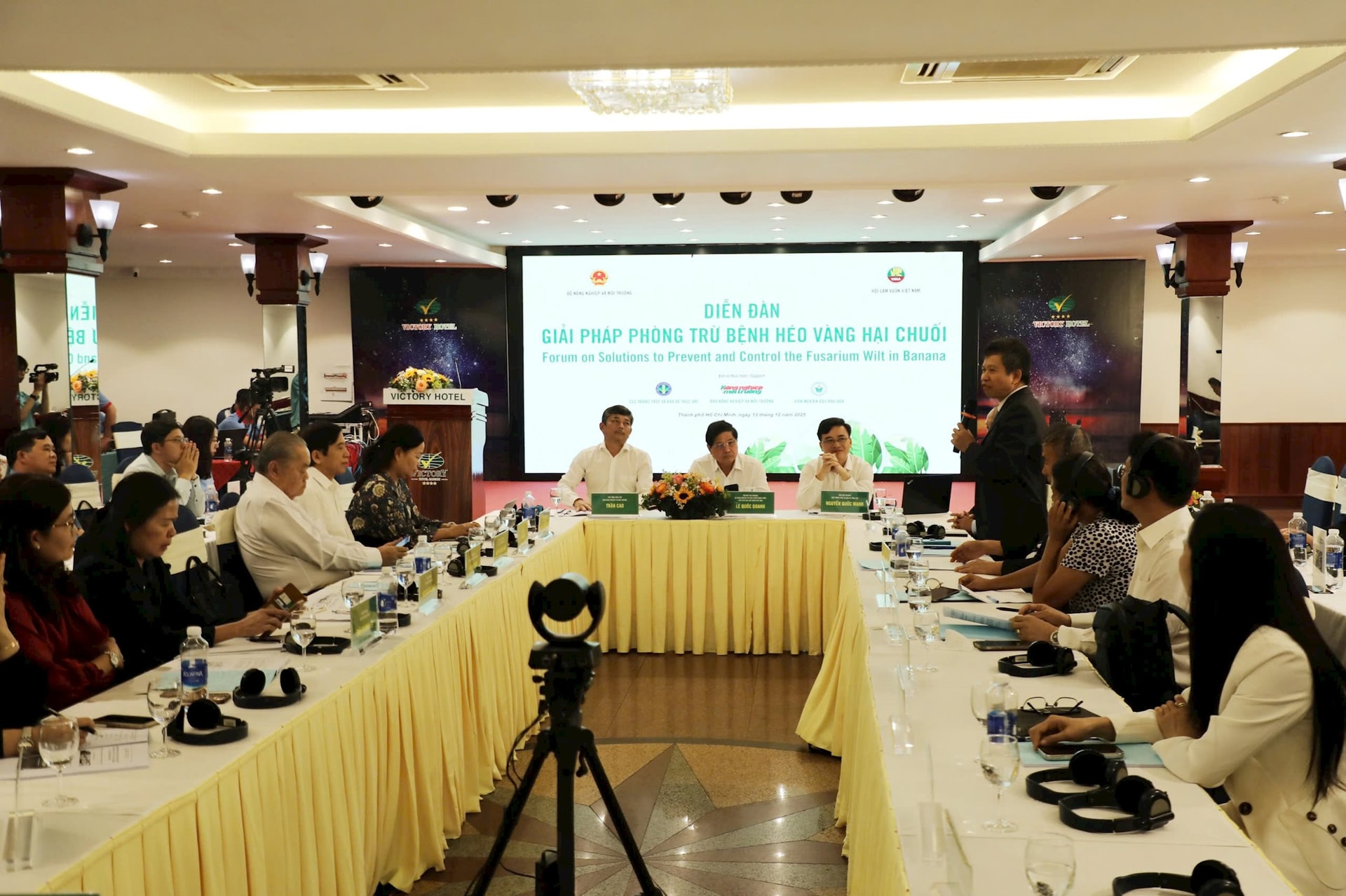 toàn cảnh Diễn đàn