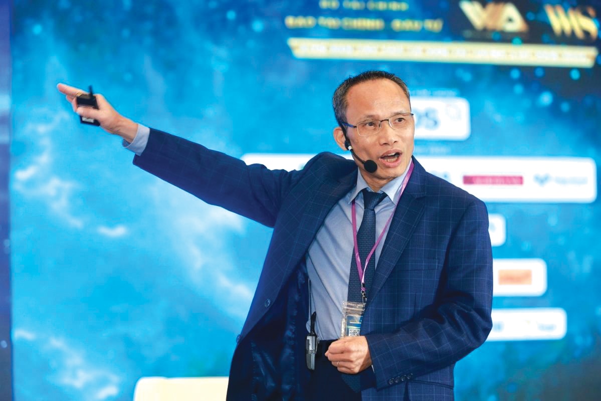 TS. Cấn Văn Lực