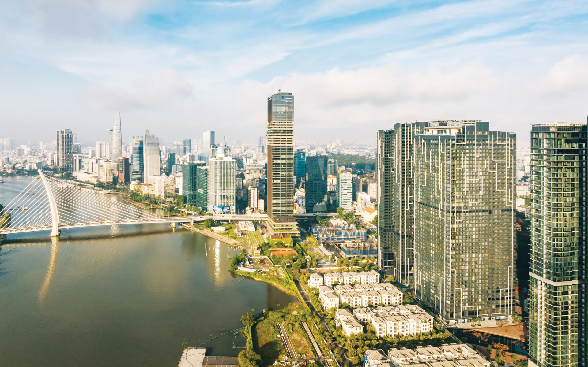 Việc TP.HCM mở rộng địa giới hành chính đã đưa hàng loạt doanh nghiệp quy mô lớn tại Bình Dương và Bà Rịa - Vũng Tàu về chung một không gian phát triển