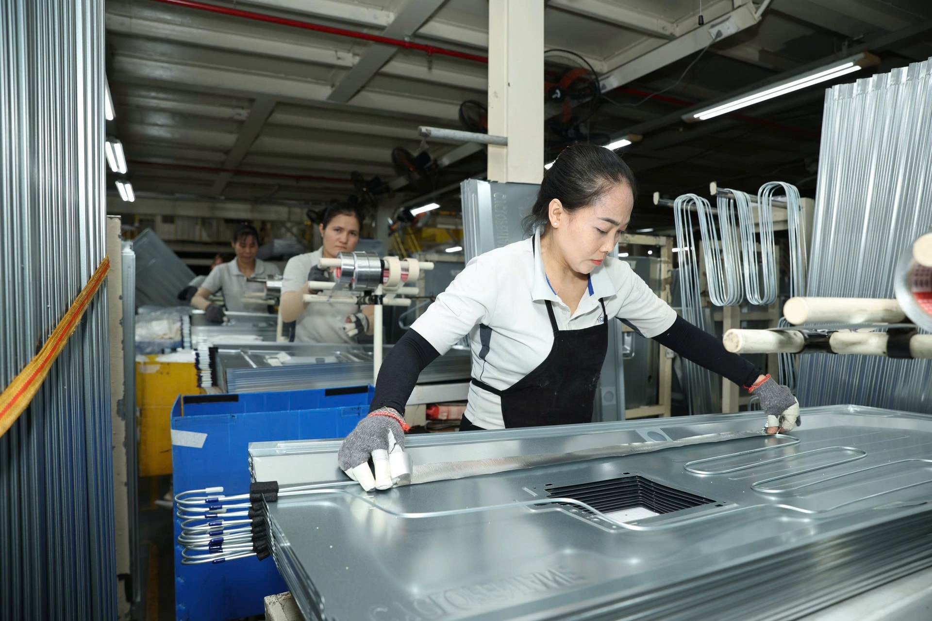 Nhà máy AQUA Việt Nam (16)