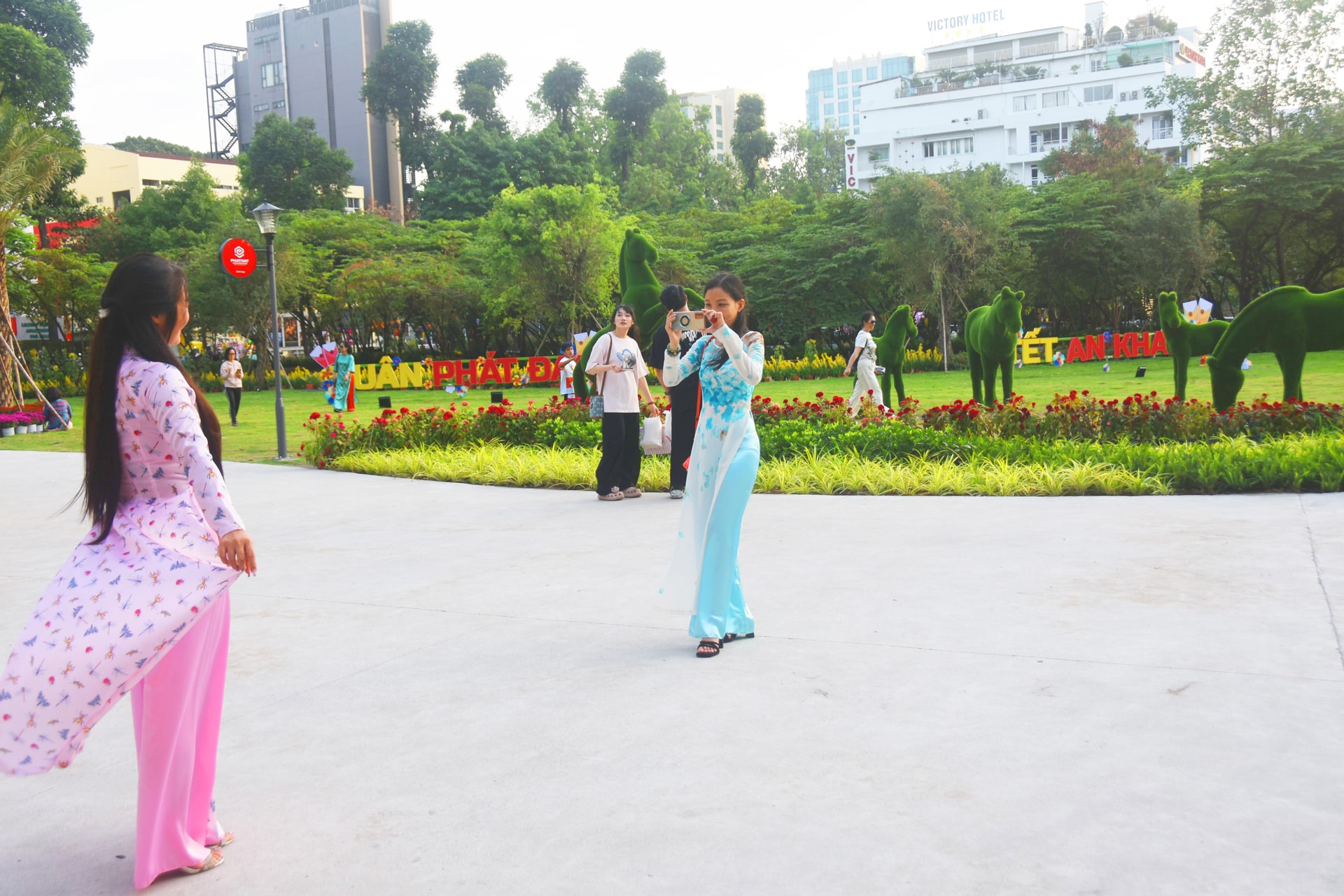 3.Công viên Số 8 đường Võ Văn Tần