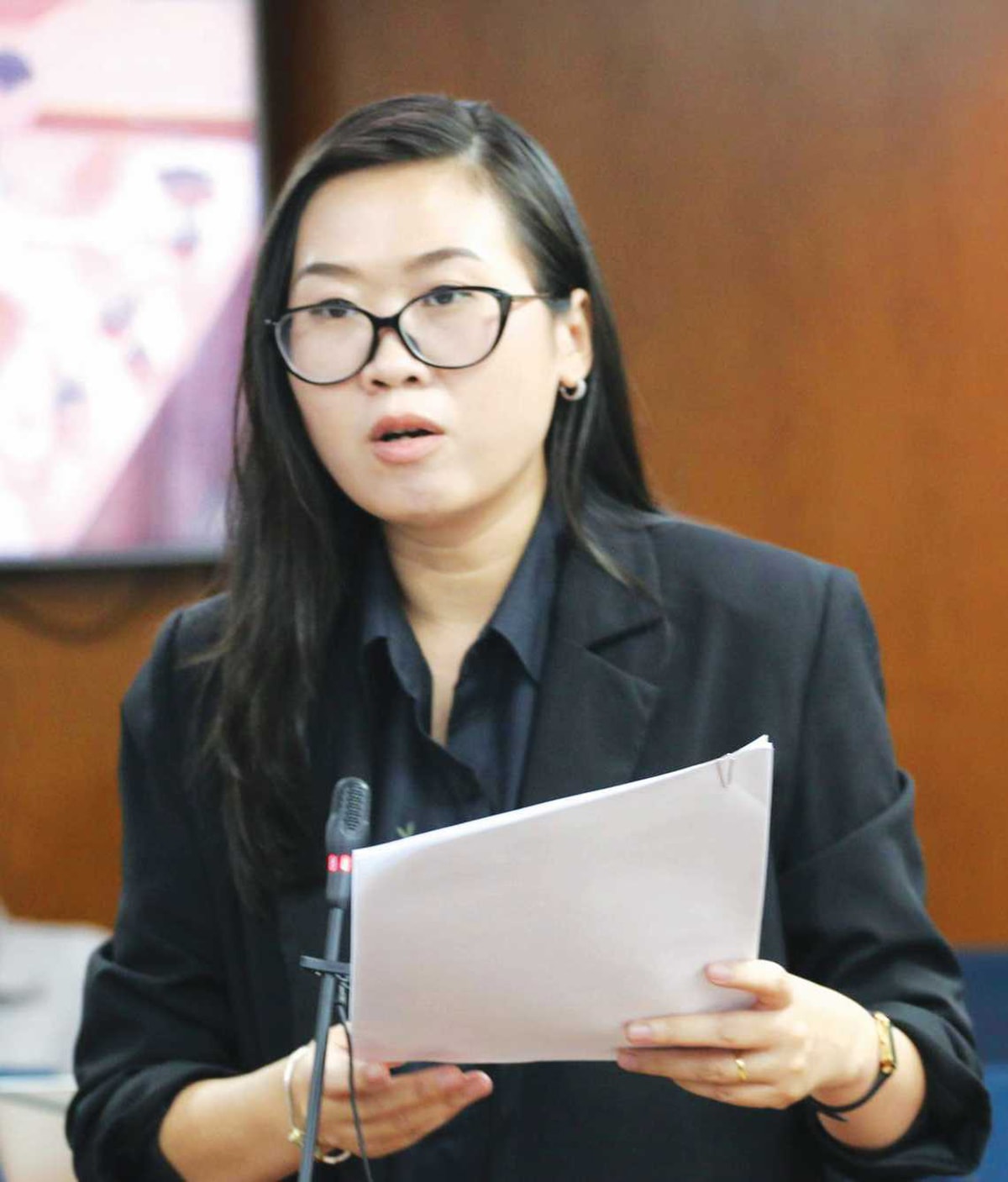 Bà Trương Thiết Hà - Phó trưởng phòng Nghiên cứu phát triển kinh tế, Viện nghiên cứu phát triển TP.HCM