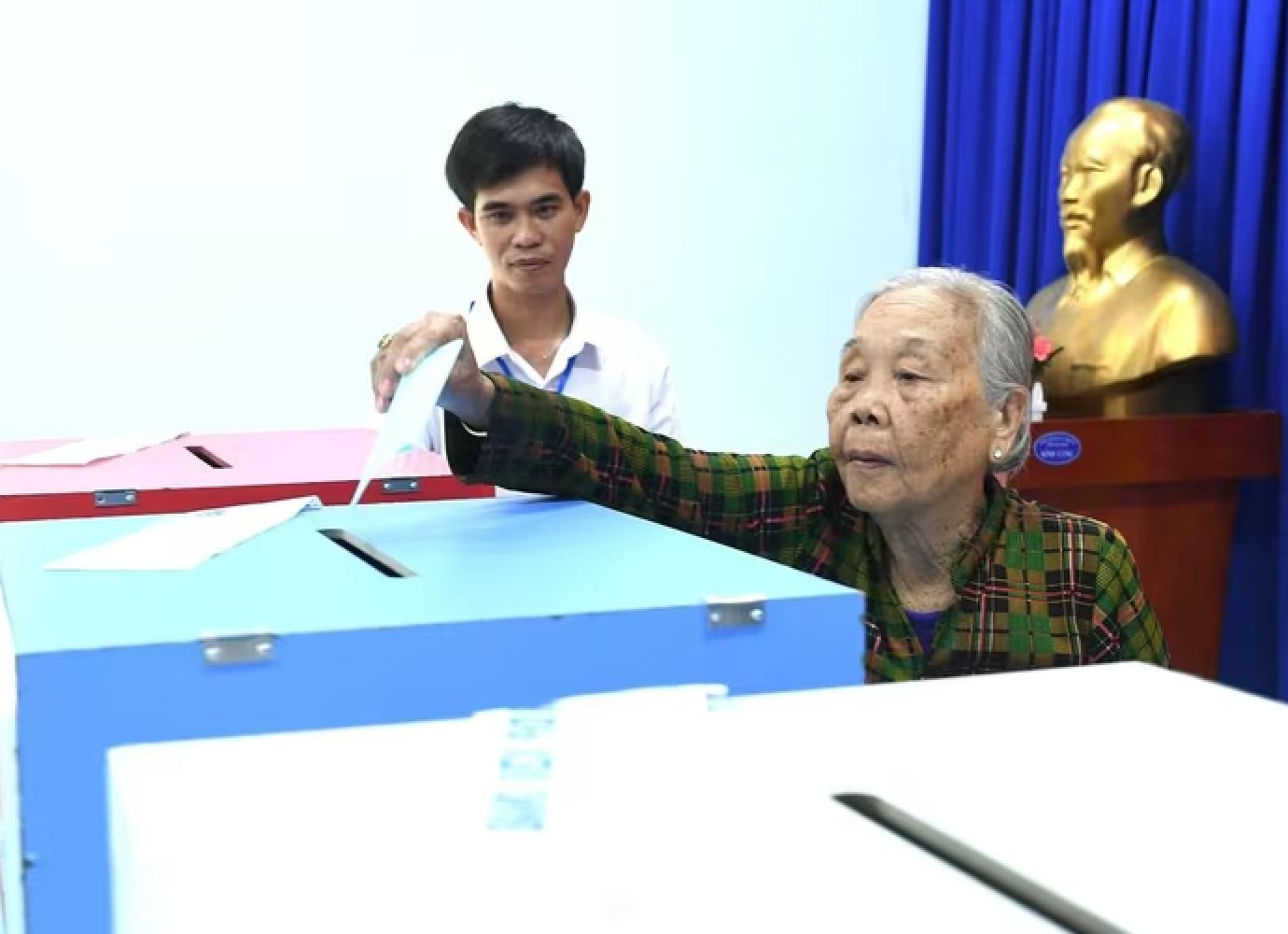 Ảnh màn hình 2026-03-15 lúc 16.57.11