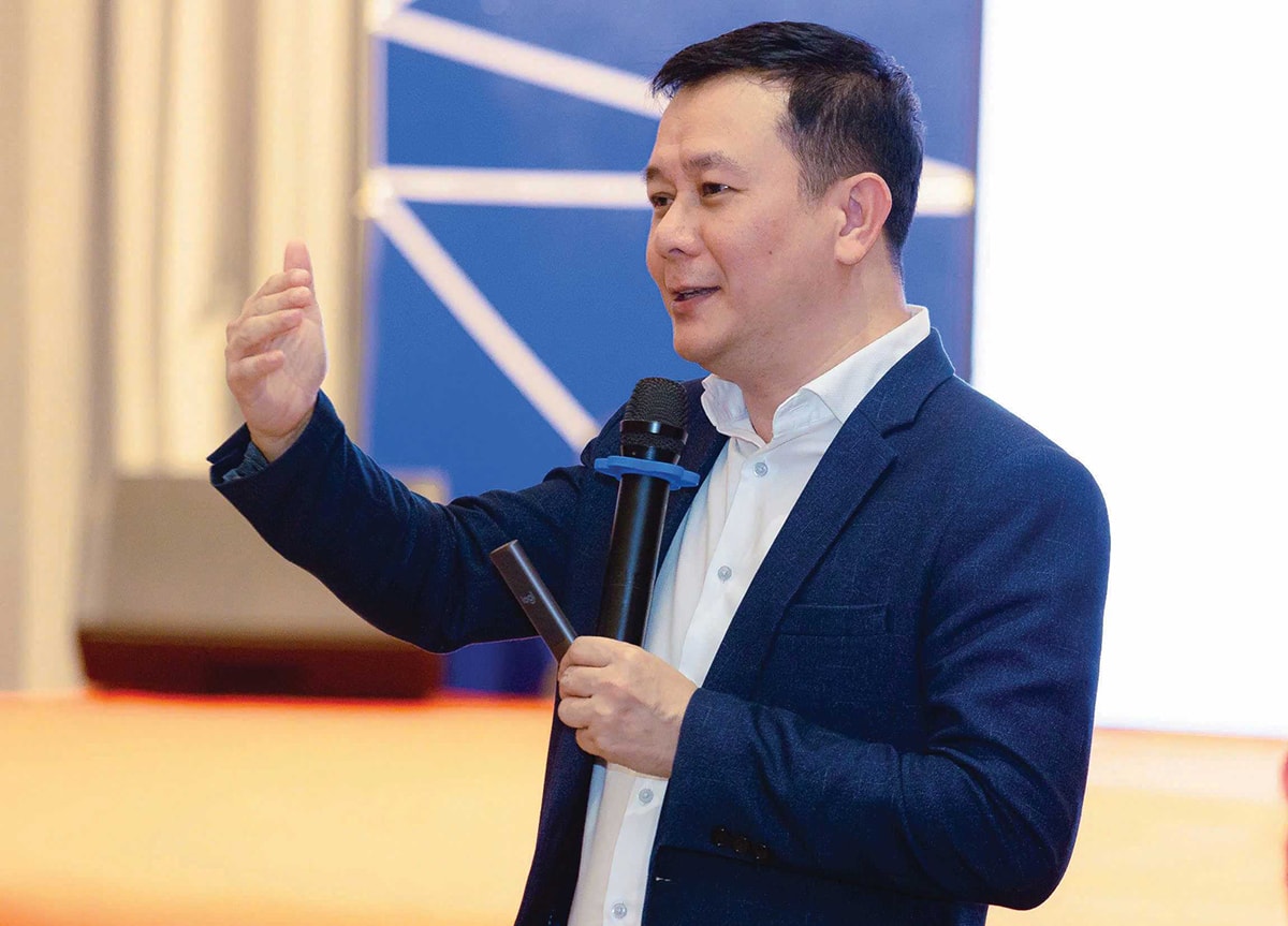 Ông David Tân Nguyễn