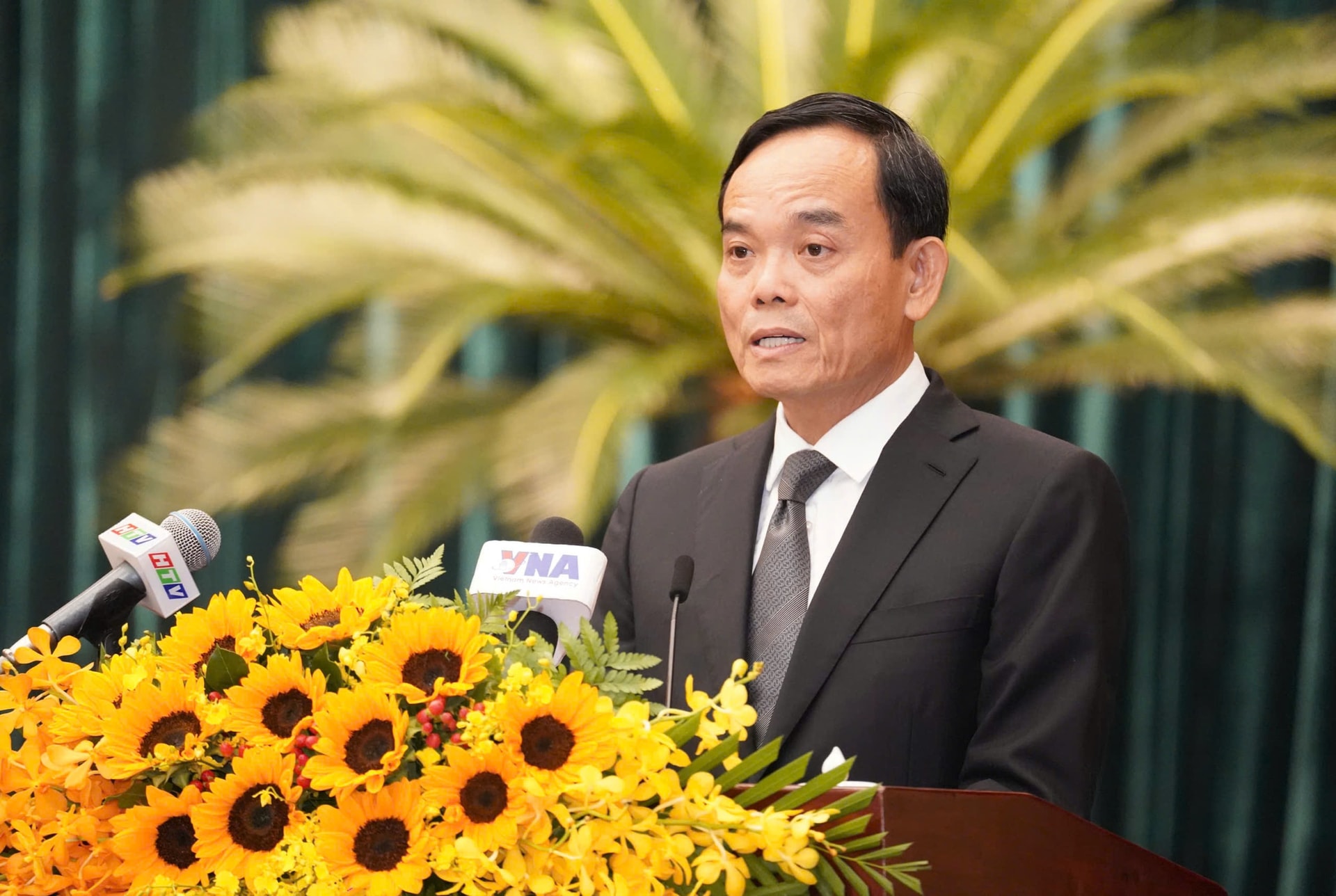 Bí thư Thành ủy TP.HCM Trần Lưu Quang phát biểu tại kỳ họp