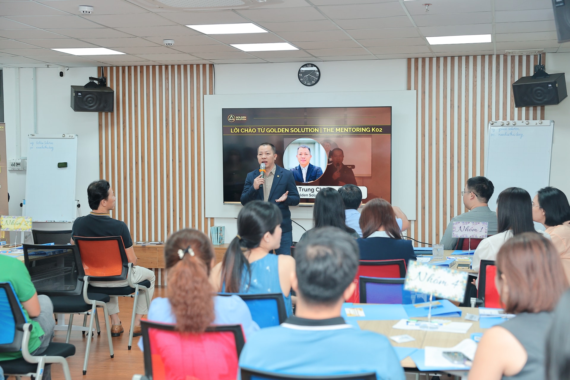 1. Anh Lê Trung Chính