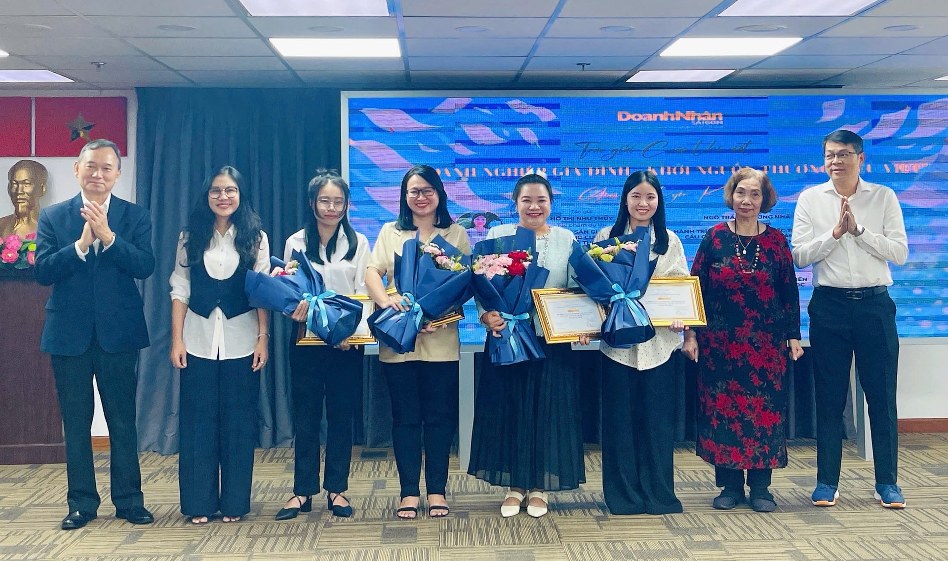 cac-tac-gia-dat-giai-khuyen-khich (1)