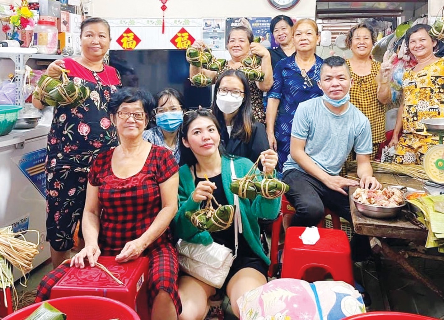 T26. Với các bạn trẻ, trải nghiệm phải đi kèm với việc kể lại trải nghiệm đó