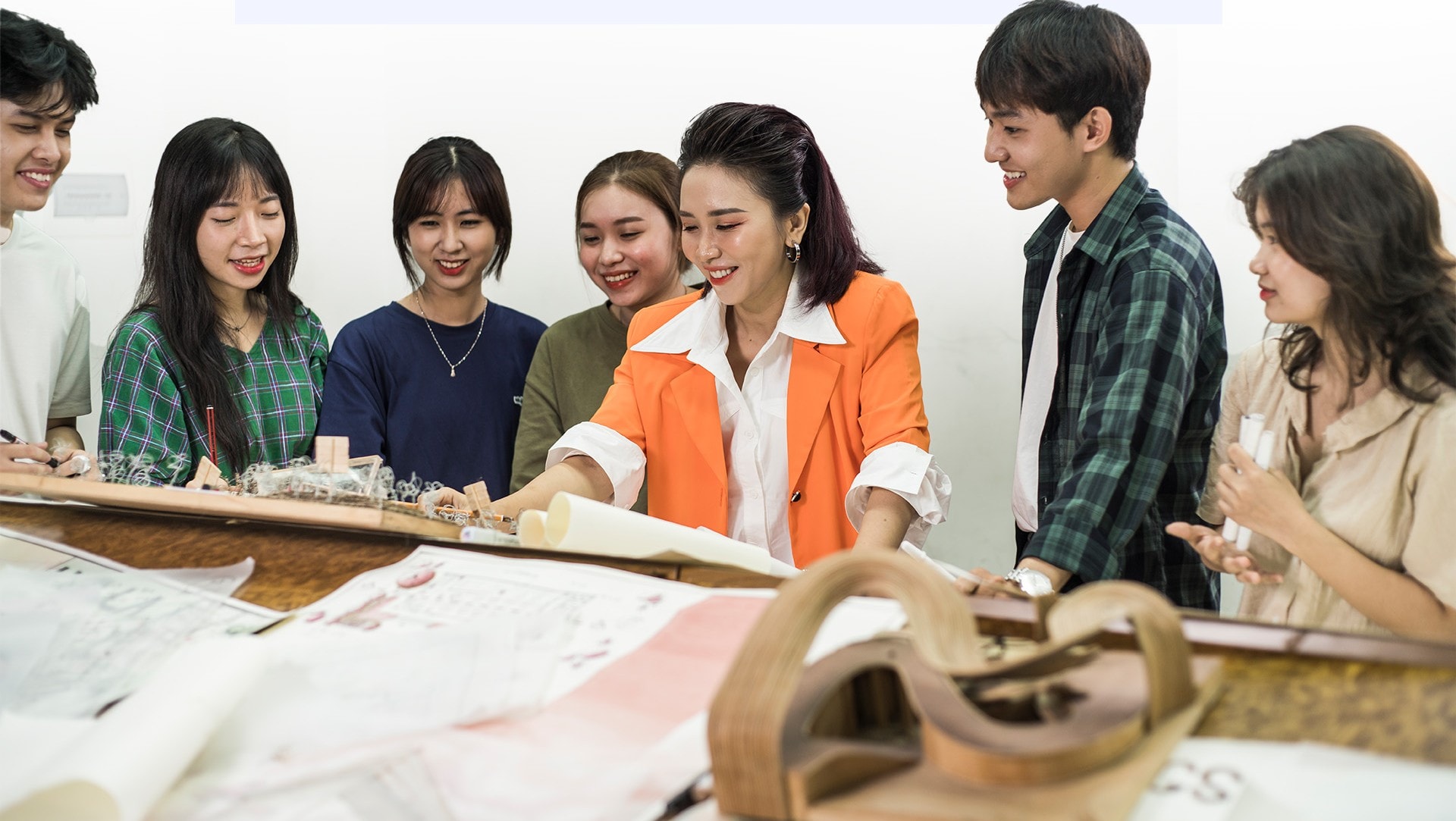 Các sinh viên là thế hệ tiếp nối tương lai của một đất nước
