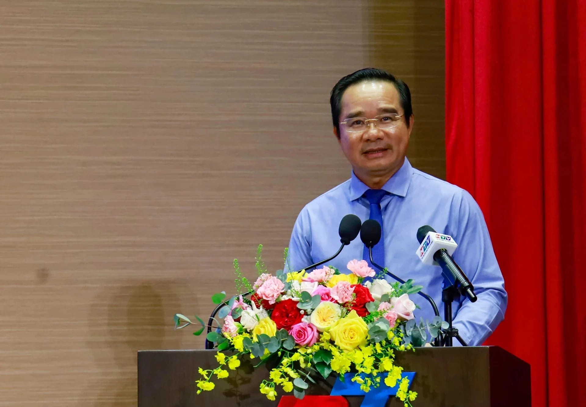 i.ex-cdn.com-danviet.vn-files-content-2026-06-06-_chu-tich-tphcm-1-1215-2047-1100.jpg