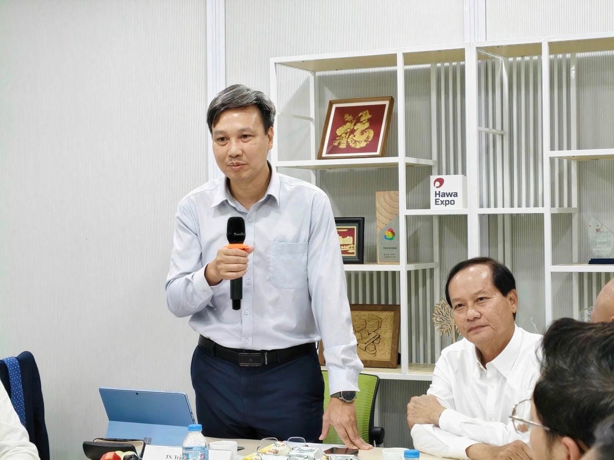 hawa-vien-khoa-hoc-lam-nghiep-viet-nam-cung-khai-mo-tiem-nang-rung-trong-san-xuat-go-o-dbscl-3-1.jpg