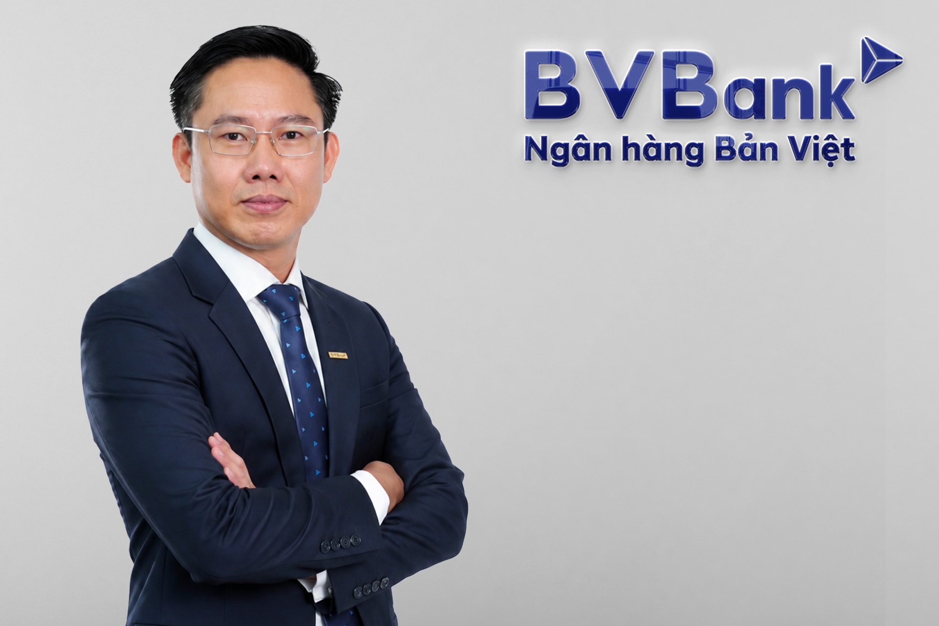 bvbank-bo-nhie-m-ban-die-u-ha-nhgiam-doc-kho-i-kha-ch-ha-ng-ca-nhan_6a2fadfcaab54.jpg