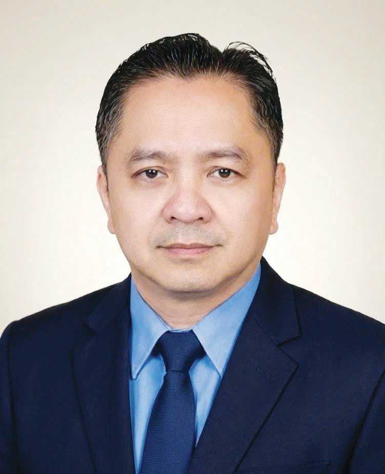 T16. Ông Phạm Huy Bình