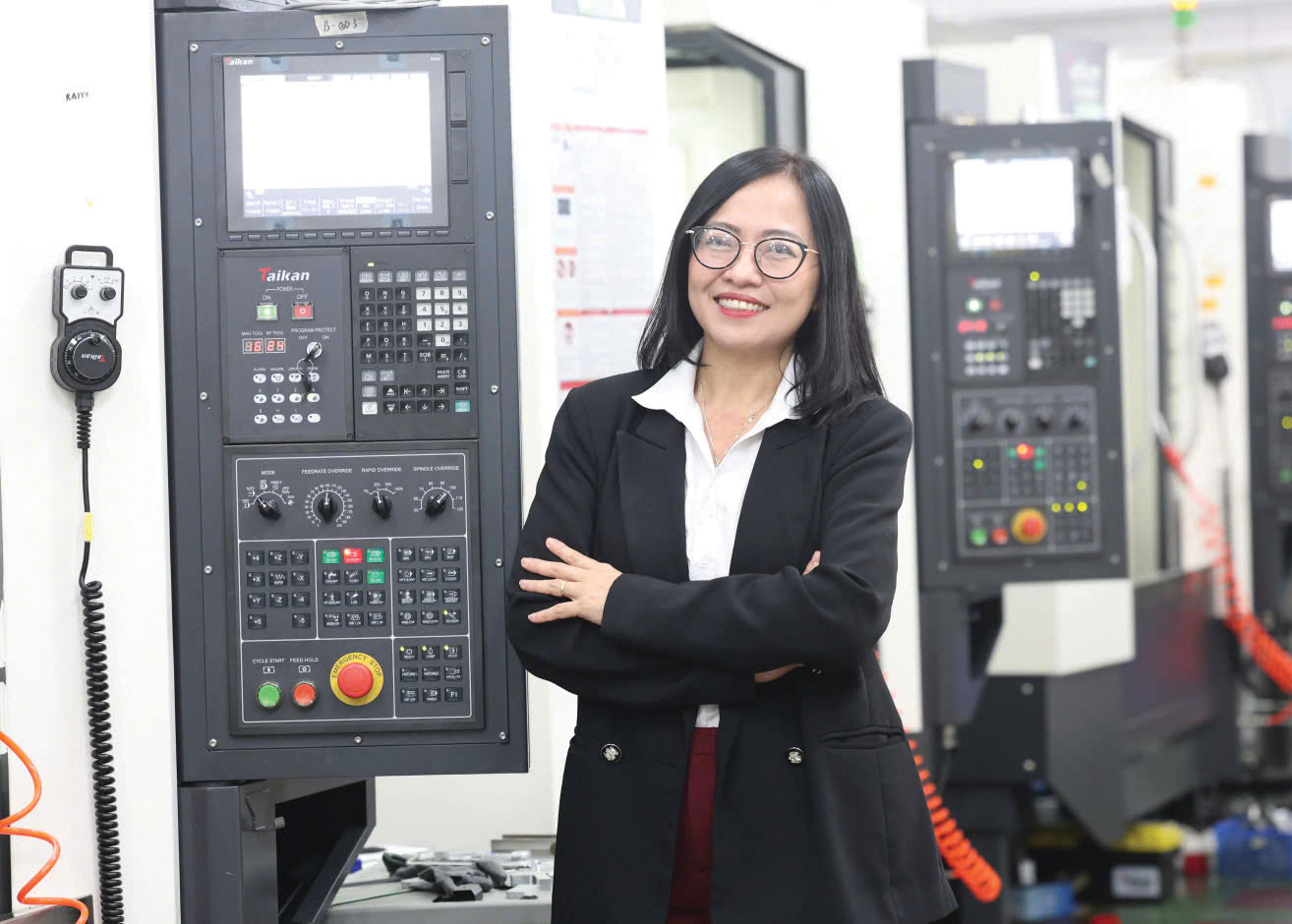 T36 Công Tằng Tôn Nữ Thùy Trang