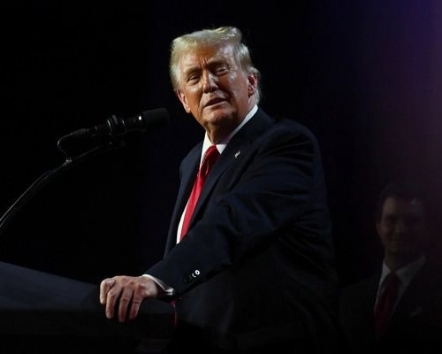 'Nước Mỹ què quặt' qua góc nhìn của ông Donald Trump