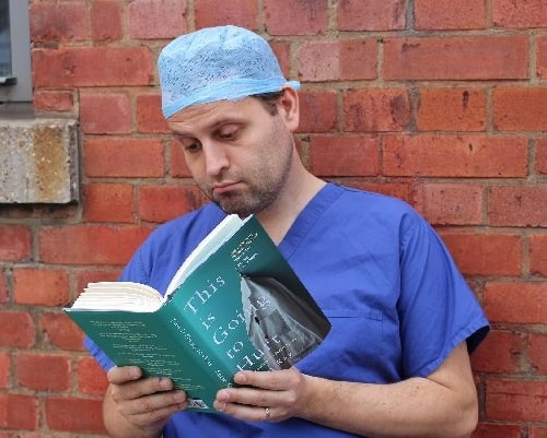 Chuyện chưa kể sau cánh cửa bệnh viện