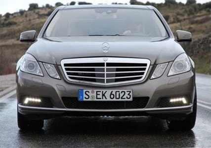 Mercedes-Benz E-Class 2010: Sự sang trọng & đỉnh cao công nghệ