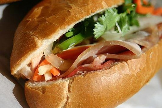 Bánh mì Sài Gòn ở Mỹ