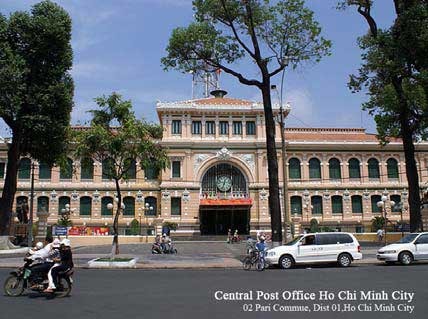 Nhà thờ Đức Bà - Bưu điện thành phố