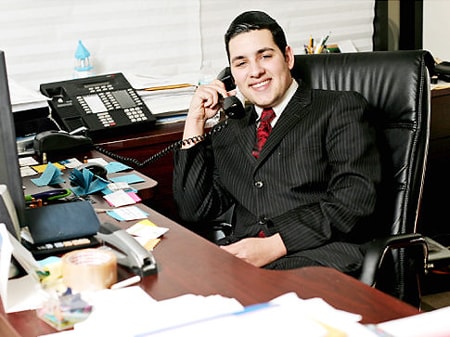 Chàng trai 18 tuổi chạy đua giành ghế hội đồng TP New York