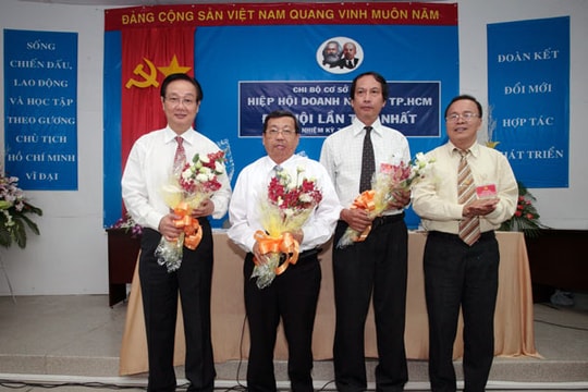 Đẩy mạnh công tác phát triển Đảng trong giới doanh nhân