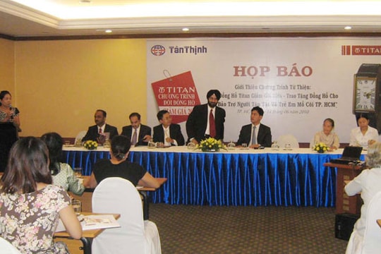 “Đổi đồng hồ Titan giảm giá 20%..."