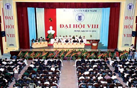 Văn học Việt Nam: Trăn trở nỗi niềm