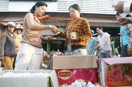 Kinh doanh thời Nhân dân tệ tăng giá