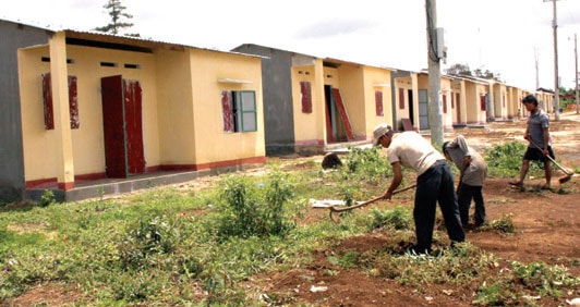 Chuẩn nghèo và người nghèo