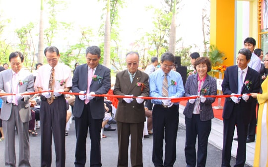 Ngày hội bán hàng ủng hộ người nghèo