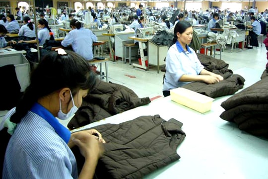 Dệt may ứng phó với “bão giá” nguyên liệu nhập khẩu