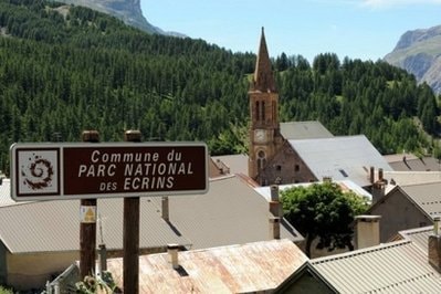 6 nhà leo núi Pháp chết trên đỉnh An-pơ